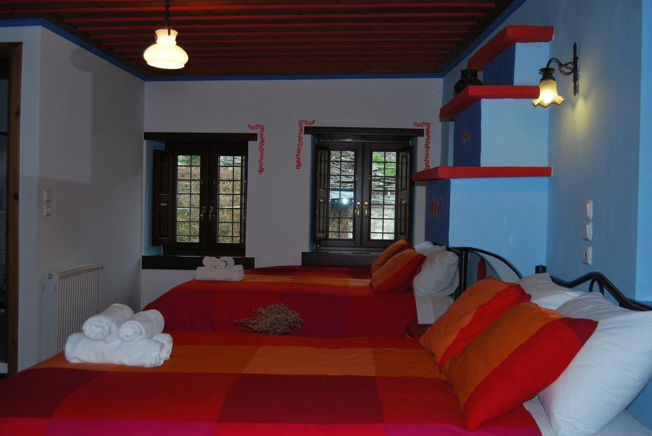Tritoxo Guesthouse Koukkoúlion Exterior foto